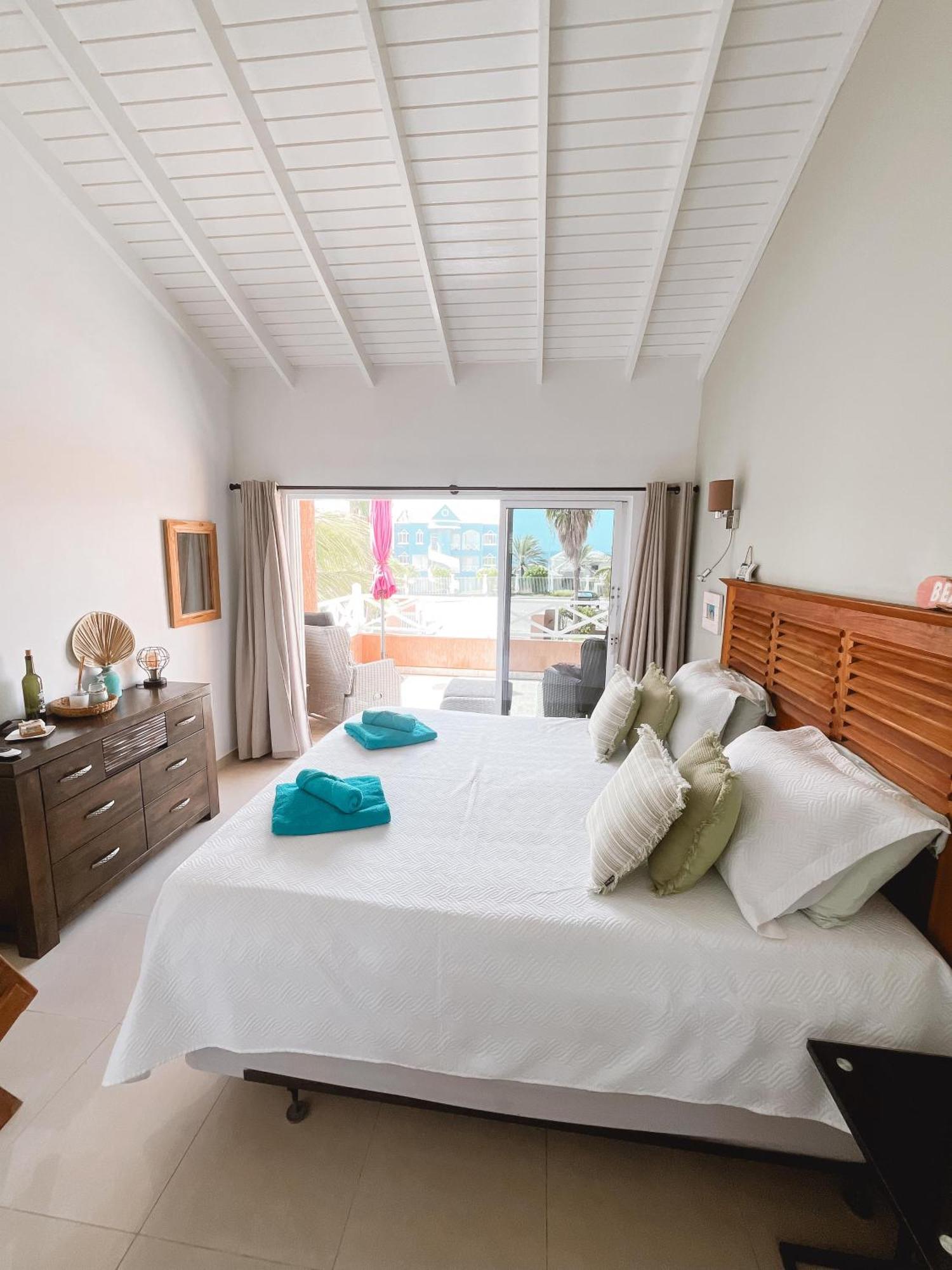 Caribbean Beach Resort Blenchi Curacao Willemstad Esterno foto